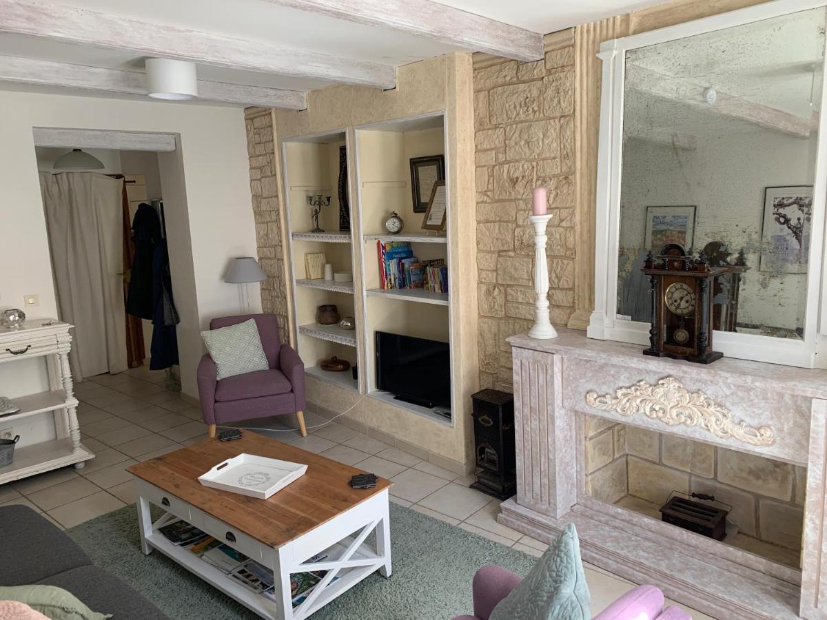Uzes A Pied, Appartement Dans Cadre D'Exception Εξωτερικό φωτογραφία